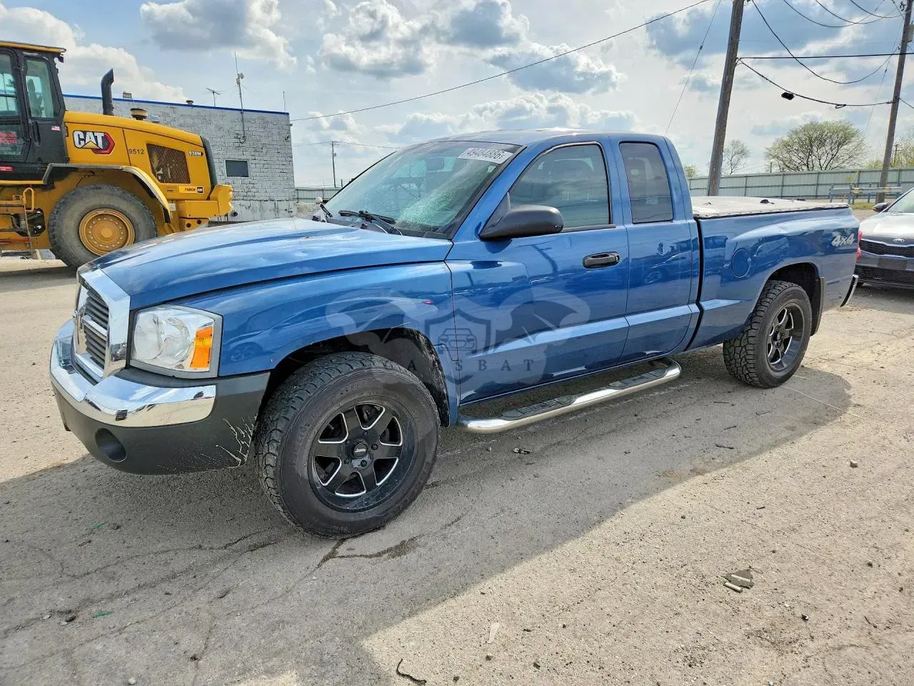 Dodge Dakota 4.7L 8 2005