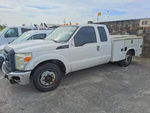 Ford F-250 6.2L 8 2015