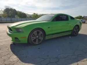 Ford Mustang 3.7L 6 2013