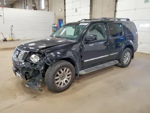 Nissan Pathfinder 4.0L 6 2012