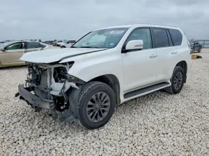 Lexus GX 4.6L 8 2021