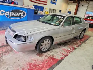 Lincoln Town Car 4.6L 8 2004
