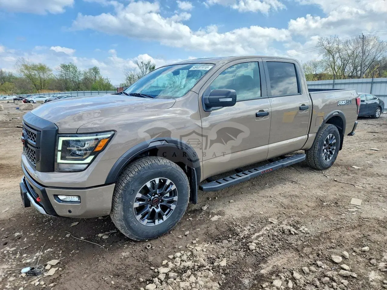 Nissan Titan 5.6L 8 2024