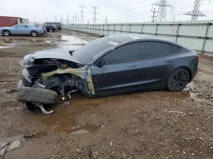 Tesla Model 3 2024