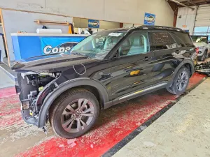 Ford Explorer 2.3L 4 2025