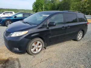 Toyota Sienna 3.5L 6 2011