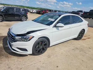 Volkswagen Jetta 1.4L 4 2021