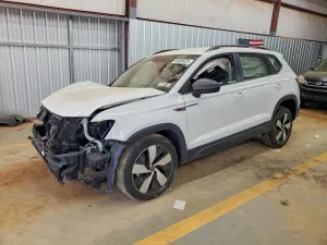 Volkswagen Taos 1.5L 4 2024