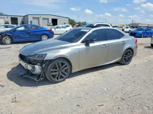Lexus IS 2.0L 4 2019