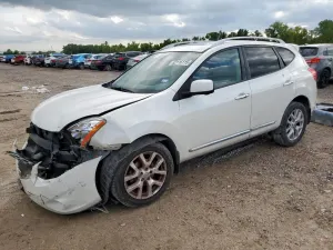 Nissan Rogue 2.5L 4 2012