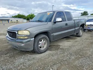 GMC Sierra 4.8L 8 2002