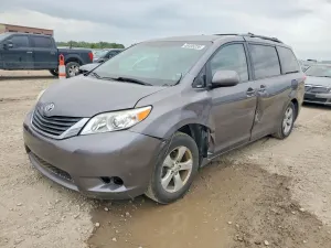 Toyota Sienna 3.5L 6 2011