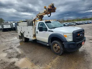 Ford F-450 6.8L 10 2016