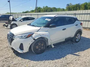 Nissan Kicks 1.6L 4 2021