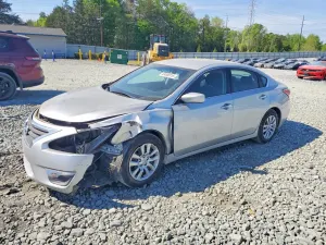 Nissan Altima 2.5L 4 2015