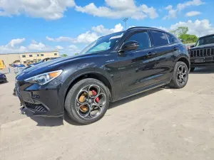 Alfa Romeo Stelvio 2.0L 4 2022