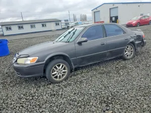 Toyota Camry 3.0L 6 2001