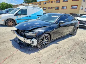 Lexus IS 2.0L 4 2020