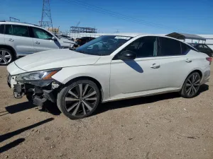 Nissan Altima 2.5L 4 2019