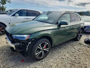 Audi Q5 2.0L 4 2025