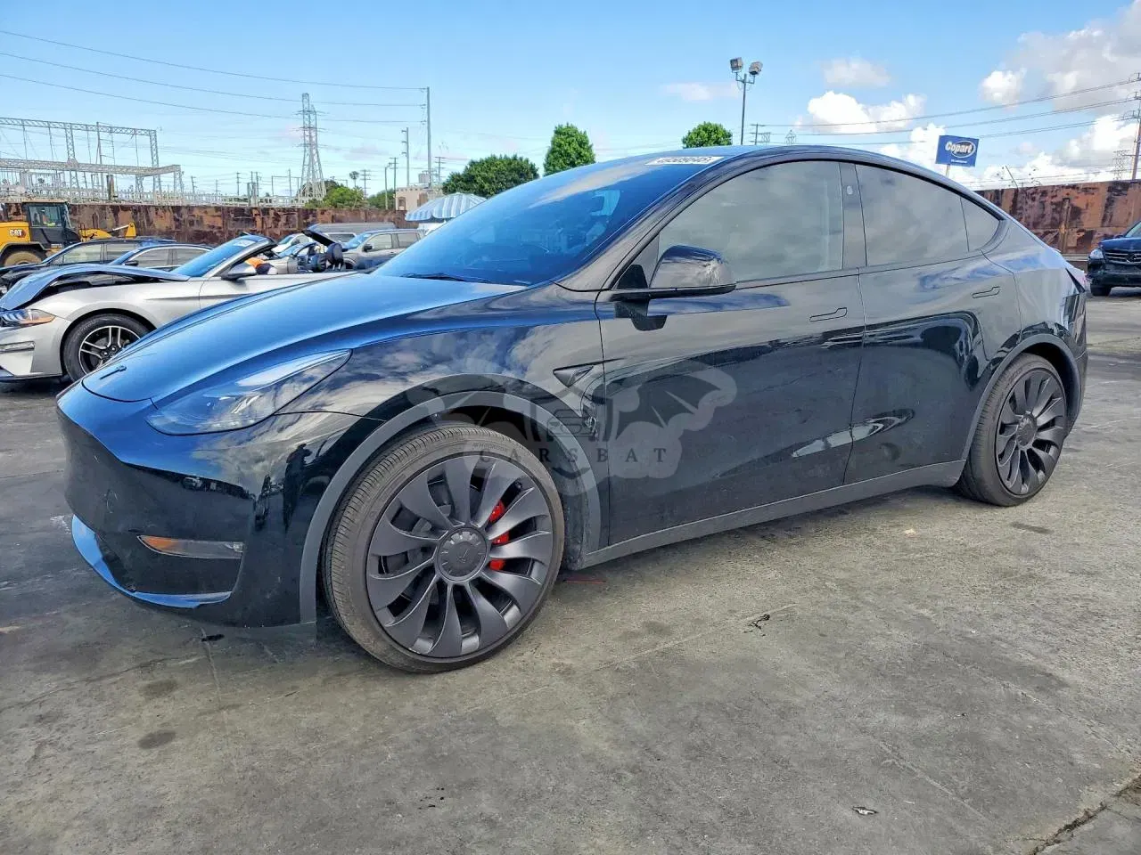 Tesla Model Y 2025