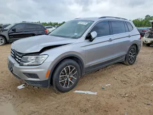 Volkswagen Tiguan 2.0L 4 2021