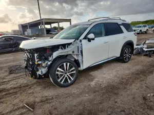 Nissan Pathfinder 3.5L 6 2024