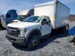 Ford F-450 6.8L 10 2019
