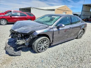 Toyota Camry 2.5L 4 2022
