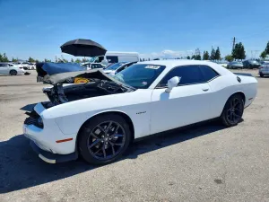 Dodge Challenger 5.7L 8 2021