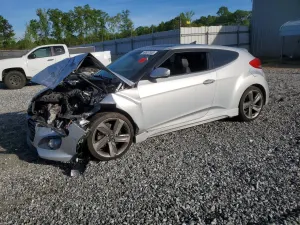 Hyundai Veloster 1.6L 4 2015