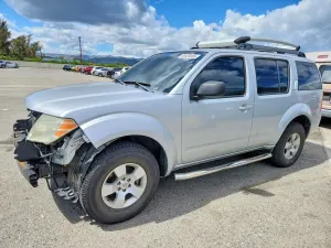 Nissan Pathfinder 4.0L 6 2012