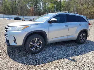 Toyota Highlander 3.5L 6 2017