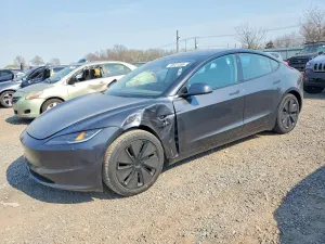 Tesla Model 3 2025