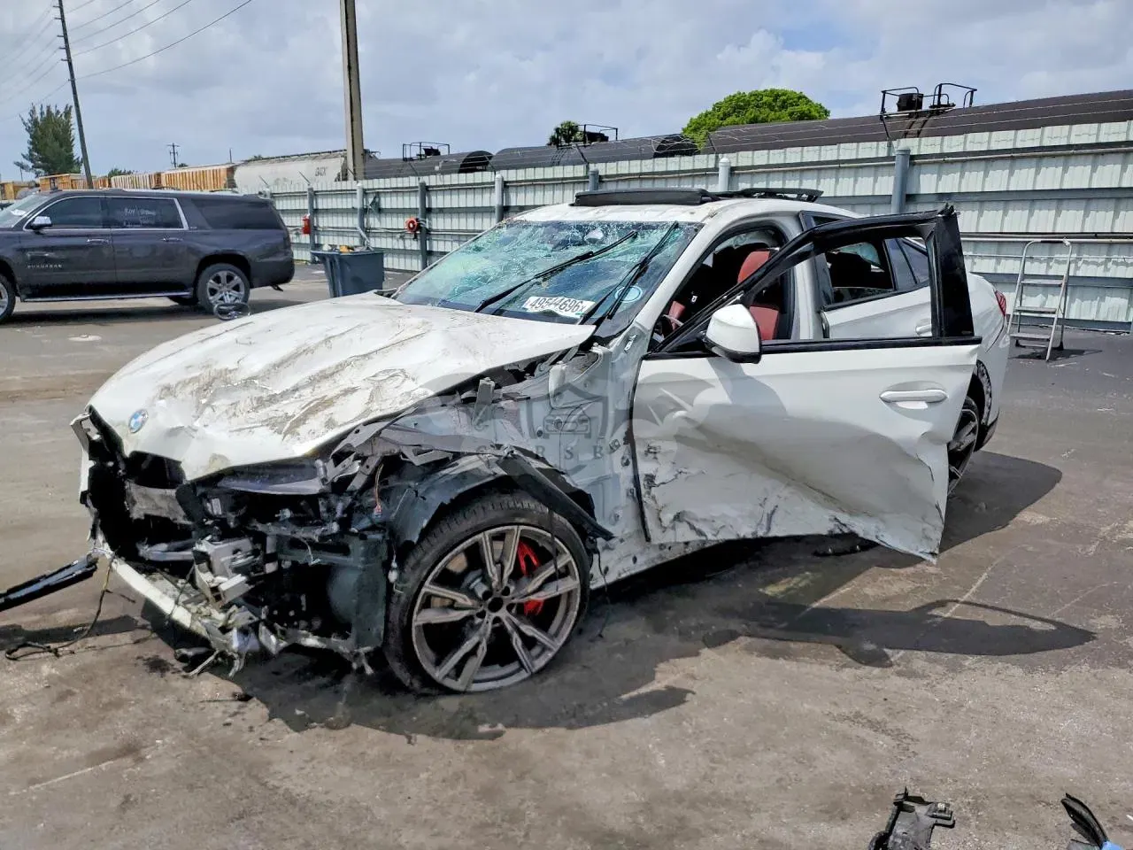 BMW X6 4.4L 8 2021