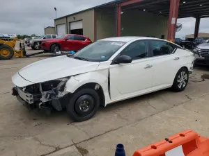 Nissan Altima 2.5L 4 2024