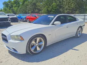 Dodge Charger 5.7L 8 2014