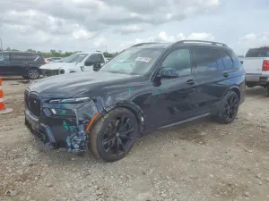 BMW X7 4.4L 8 2025