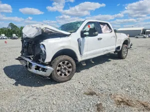 Ford F-250 7.3L 8 2023