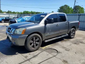 Nissan Titan 5.6L 8 2015