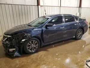 Nissan Altima 2.5L 4 2015