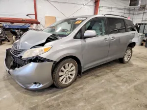 Toyota Sienna 3.5L 6 2011