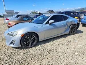 Scion FR-S 2.0L 4 2013