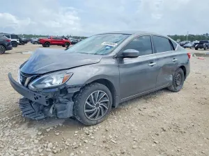 Nissan Sentra 1.8L 4 2016