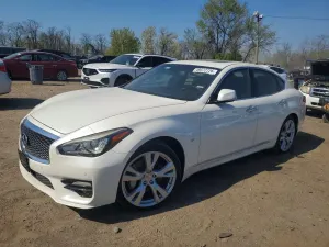 Infiniti Q70 3.7L 6 2017