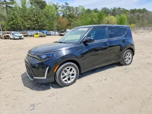 Kia Soul 2.0L 4 2023