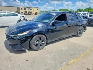 Hyundai Elantra 2.0L 4 2023