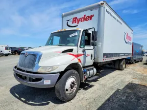 International DuraStar / 4000 6.7L 6 2018