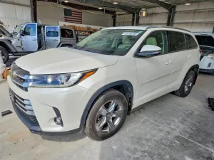 Toyota Highlander 3.5L 6 2019