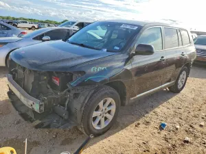 Toyota Highlander 3.5L 6 2013